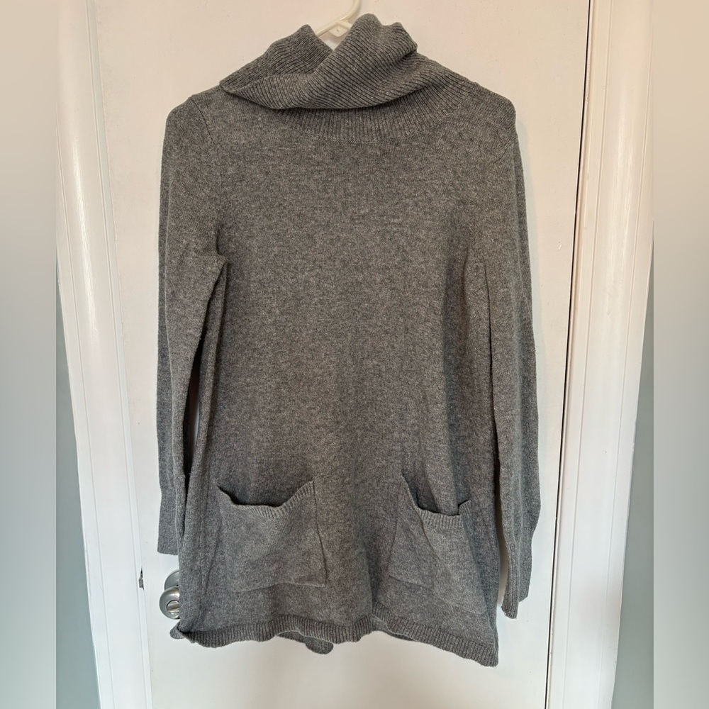 Loft Outlet Gray Tunic Turtleneck